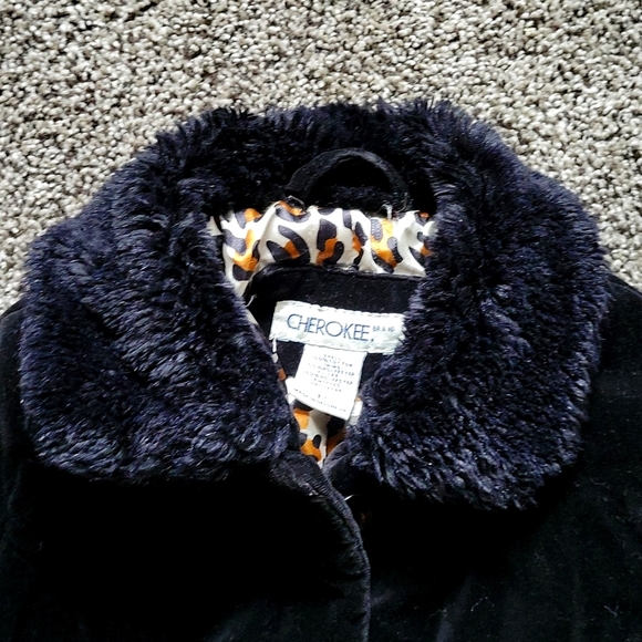 Coat - Picture 5 of 5